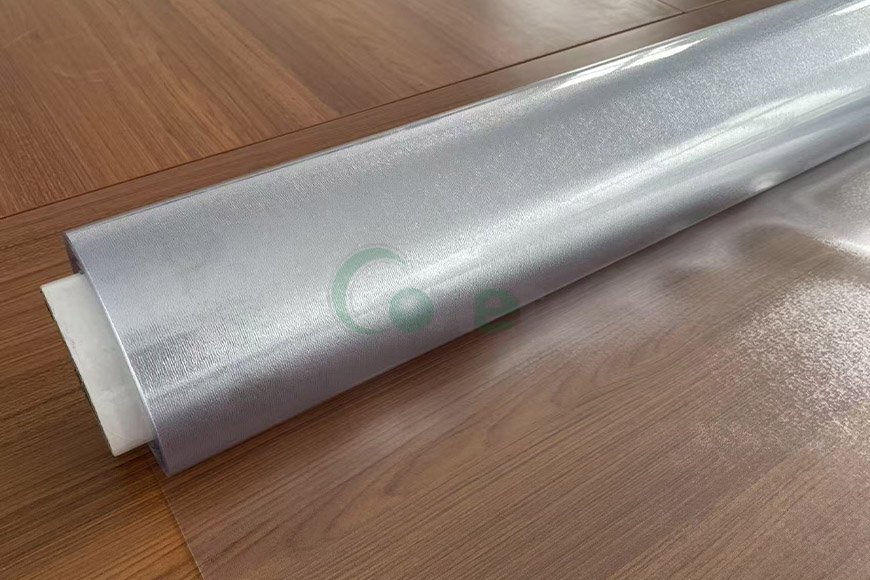 Super clear table cover