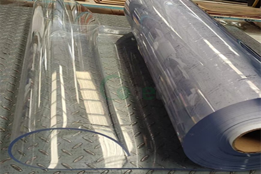 Transparent Plastic Table Mat