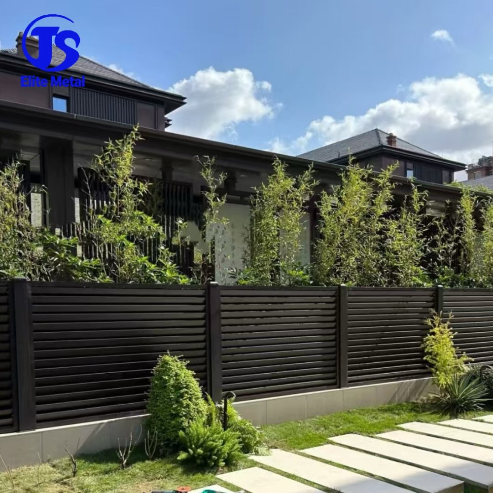 Elite Horizontal Slat fence