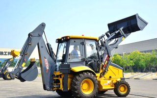未标题-2_0002_ekskavator-pogruzchik-xc870k-xc870hk